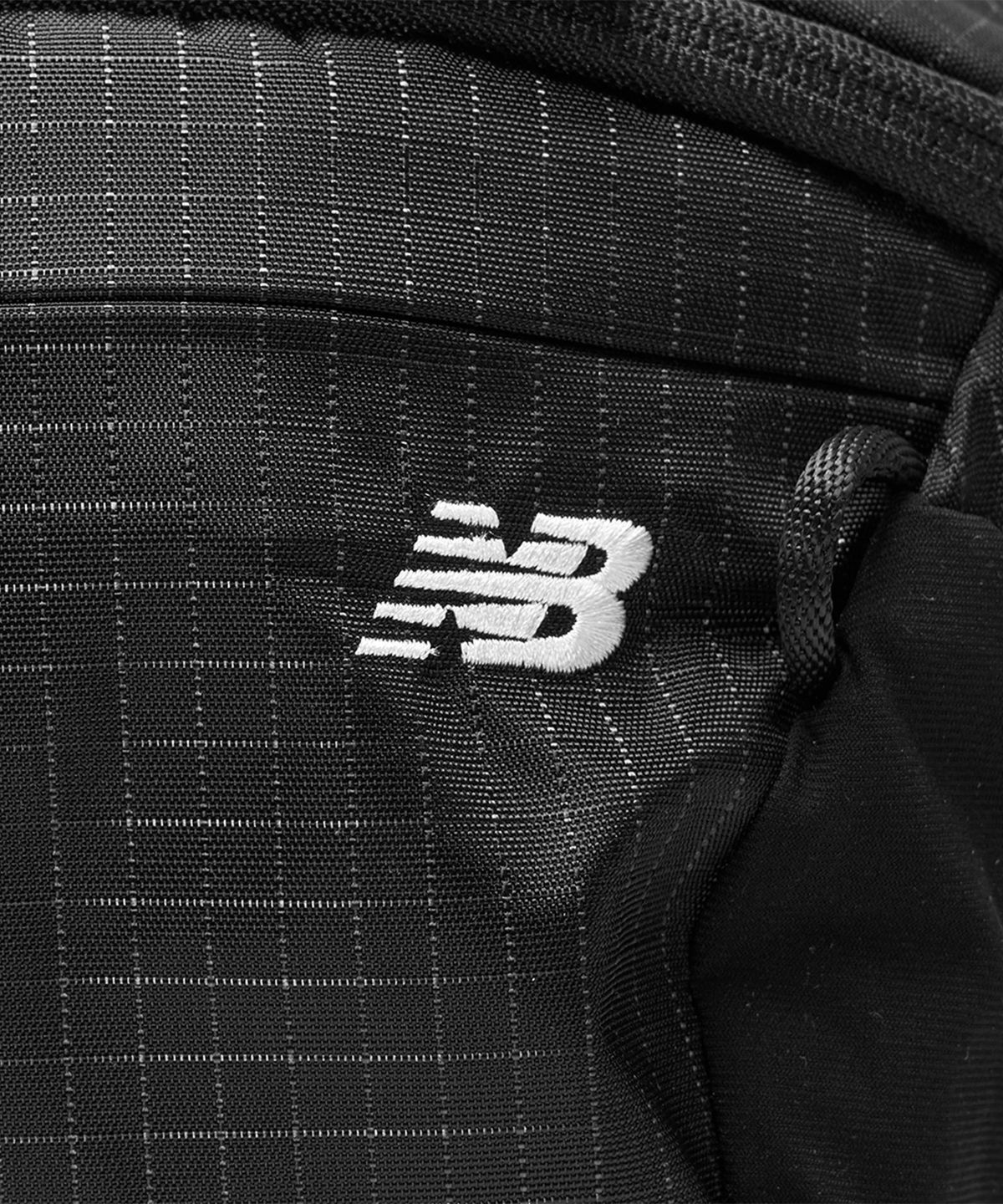 뉴발란스(NEW BALANCE) NBGCGF1102 / 에센셜 크로스백 M (BLACK)