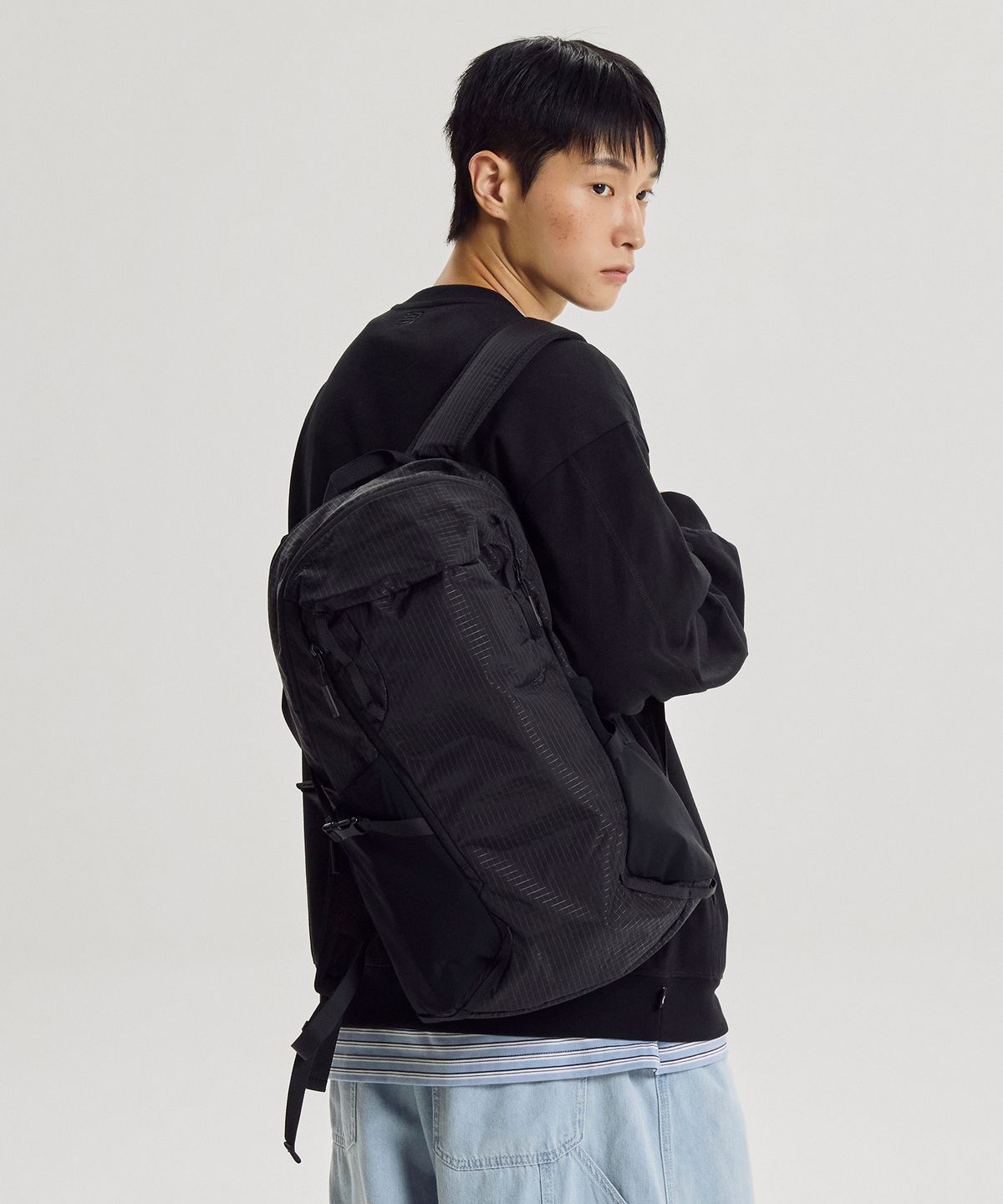 뉴발란스(NEW BALANCE) NBGCGF1101 / 에센셜 백팩 (BLACK)