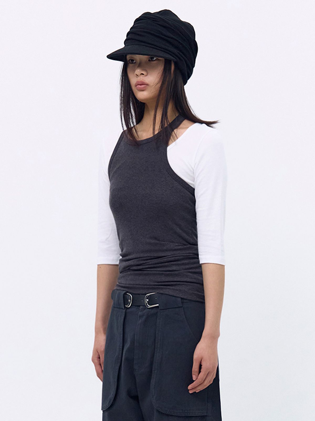 세릭(CERRIC) Back unbalance Sleeveless _ Charcoal