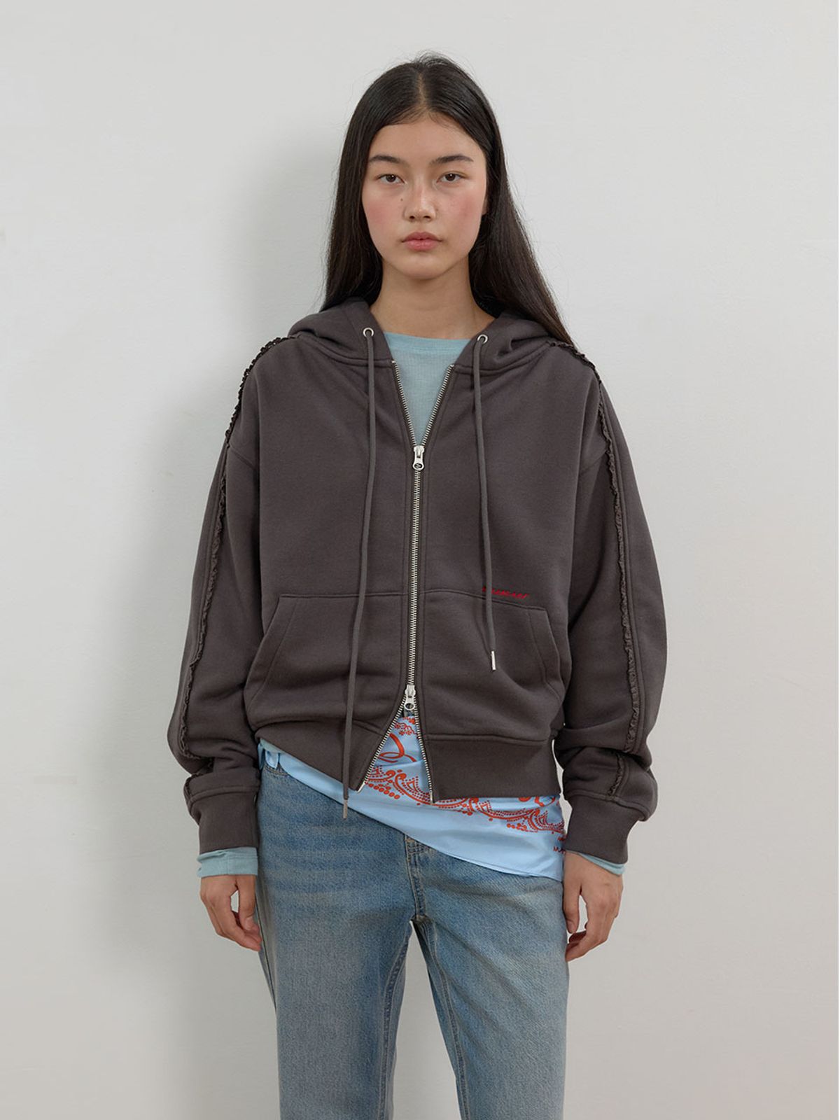 뮈뮈에르(MUEMUER) Lace Trimming Zip-Up Hoodie MU2678TS801M