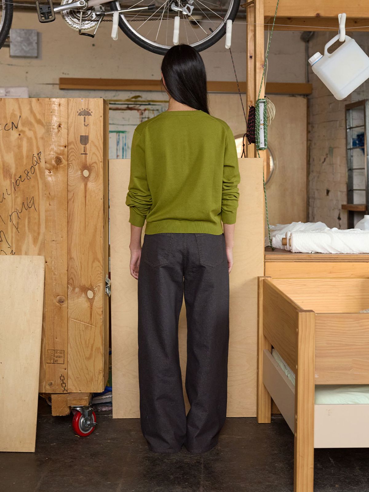 뮈뮈에르(MUEMUER) Curved Wide Denim Pants MU2678DN803M