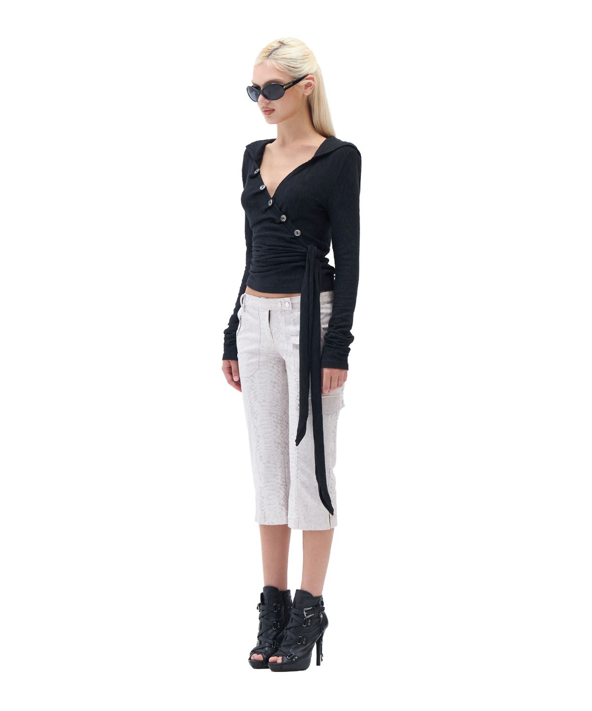 힐다(HILLDA) Layered Wrap Hood Top [Black]