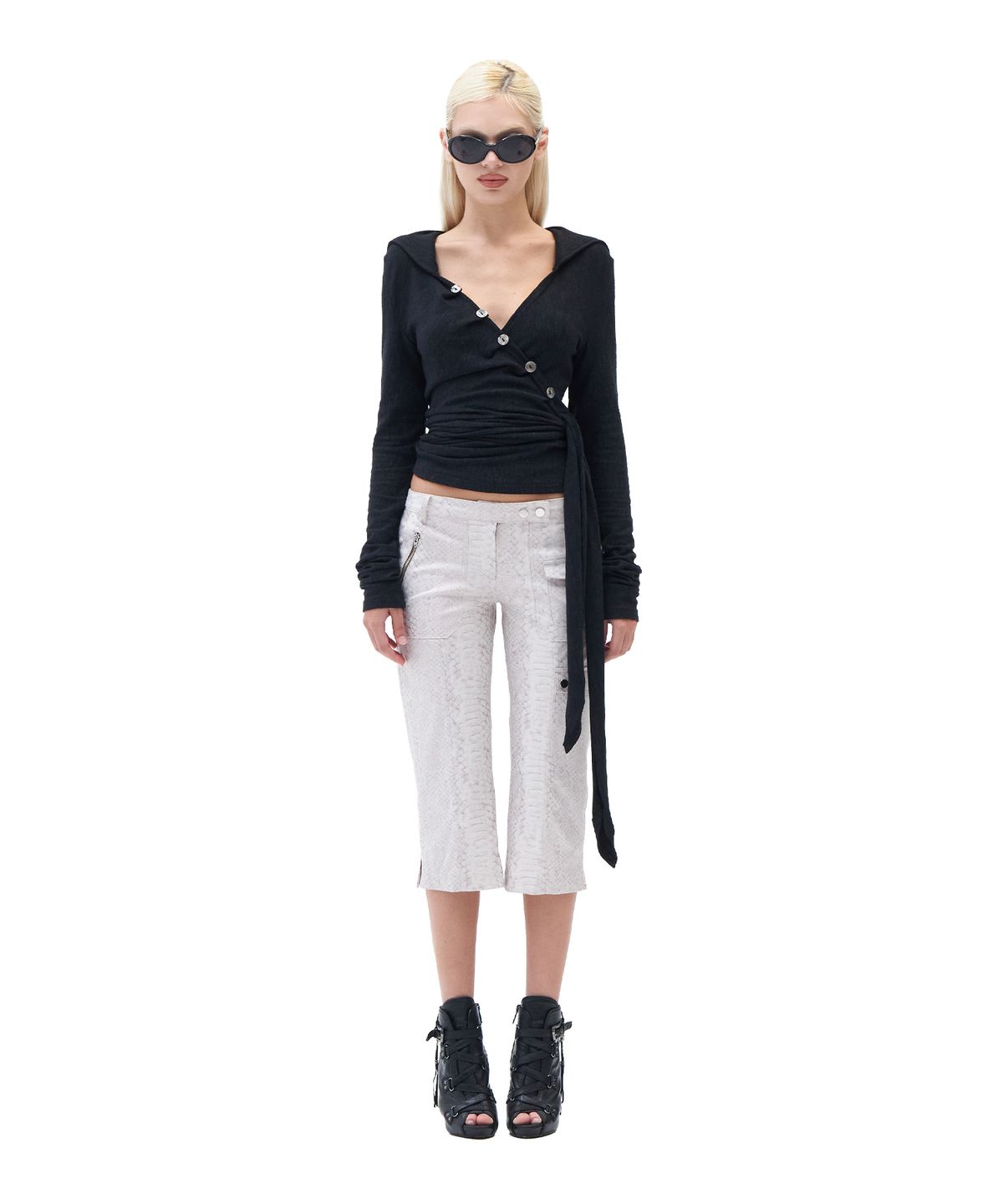 힐다(HILLDA) Layered Wrap Hood Top [Black]