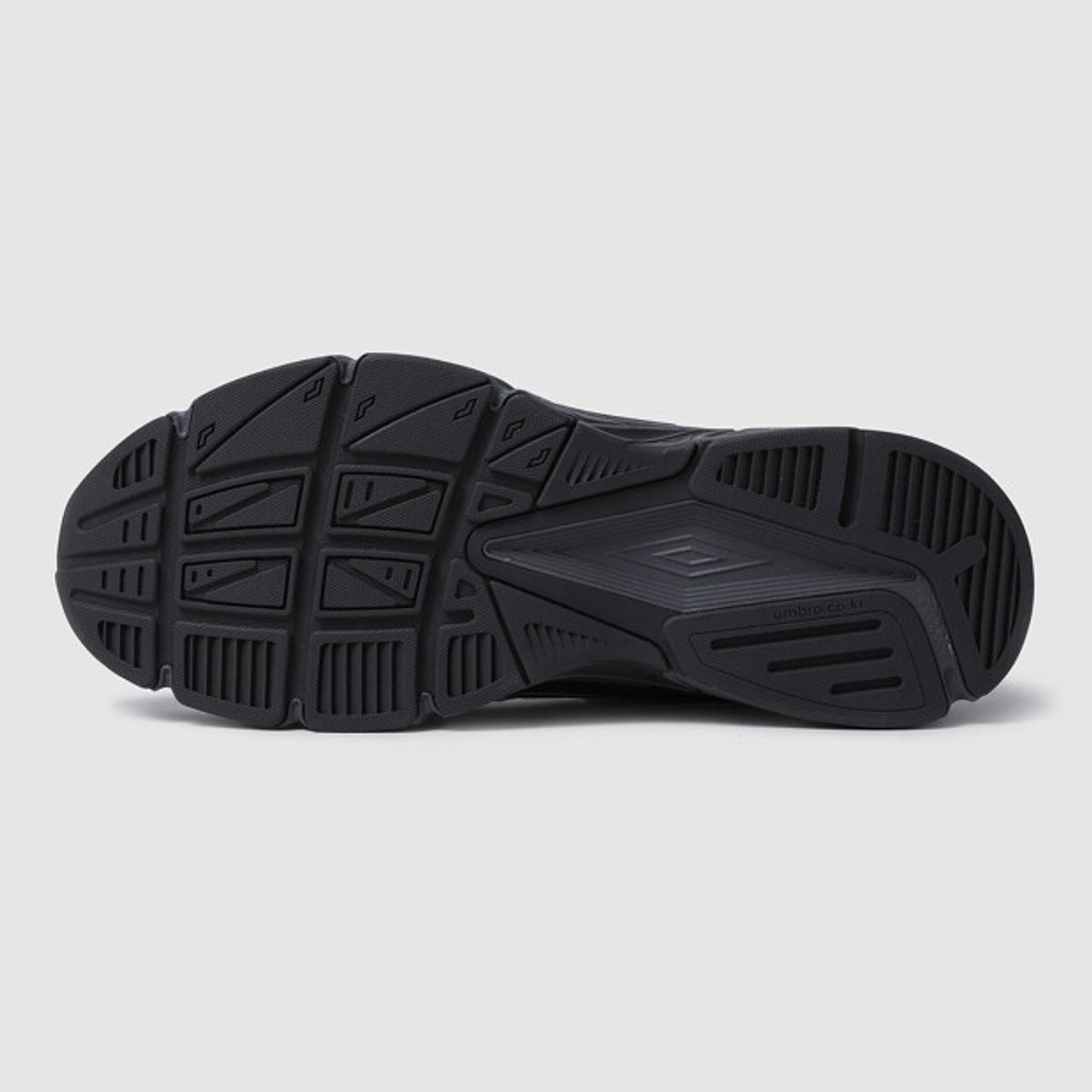 엄브로(UMBRO) ETR - Z (이티알 제트) 그레이 UR322CCR81