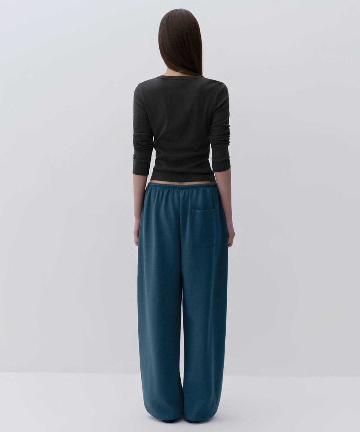 무신사 스탠다드 우먼(MUSINSA STANDARD WOMAN) 우먼즈 저지 벌룬 조거 팬츠 [미드나잇 블루]