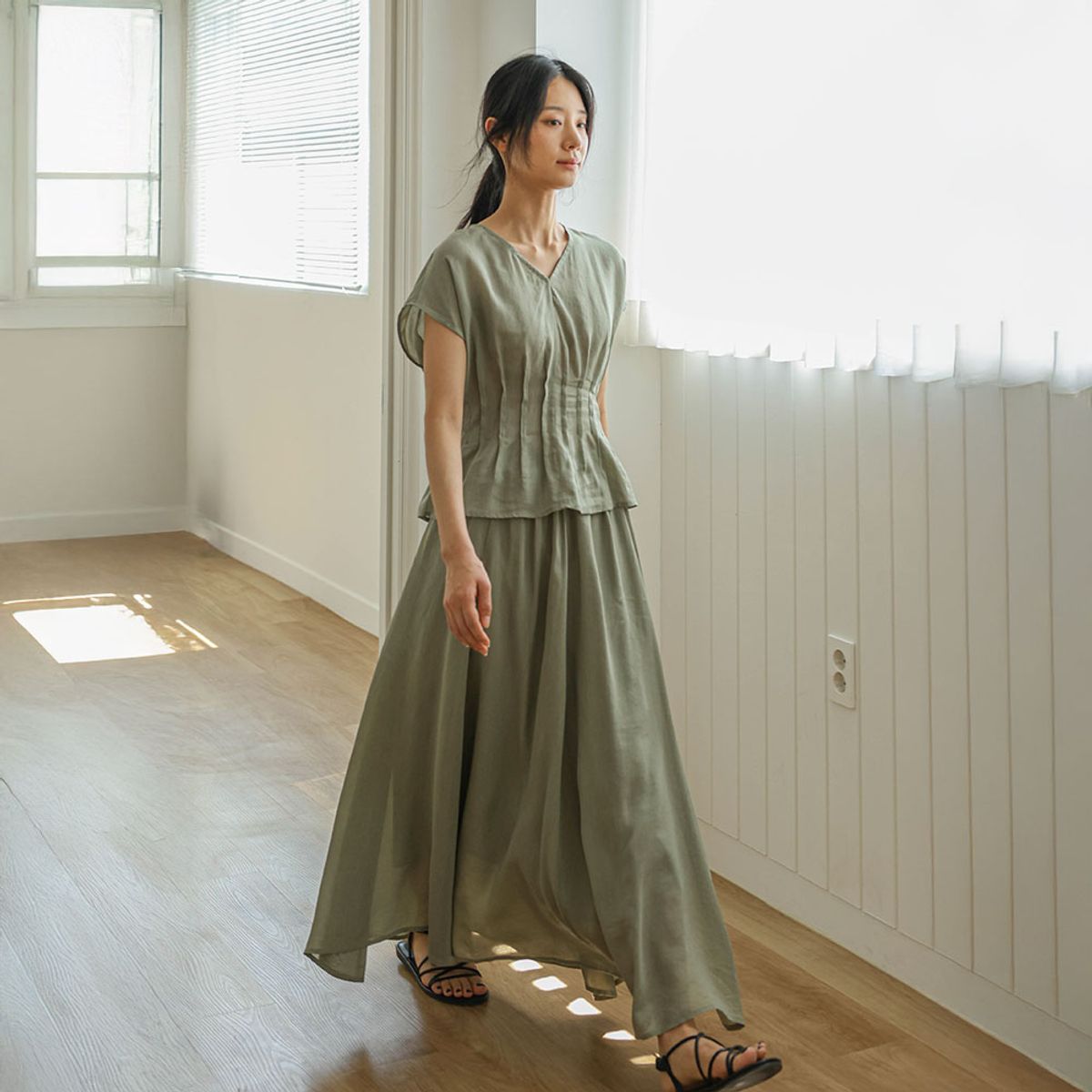 랭썬(LANGSON) LS_Daily drape blouse and skirt set