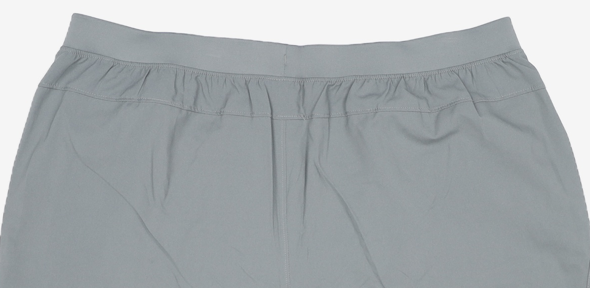 언더아머(UNDERARMOUR) 론치 7인치 반바지 1361493-001 XXL