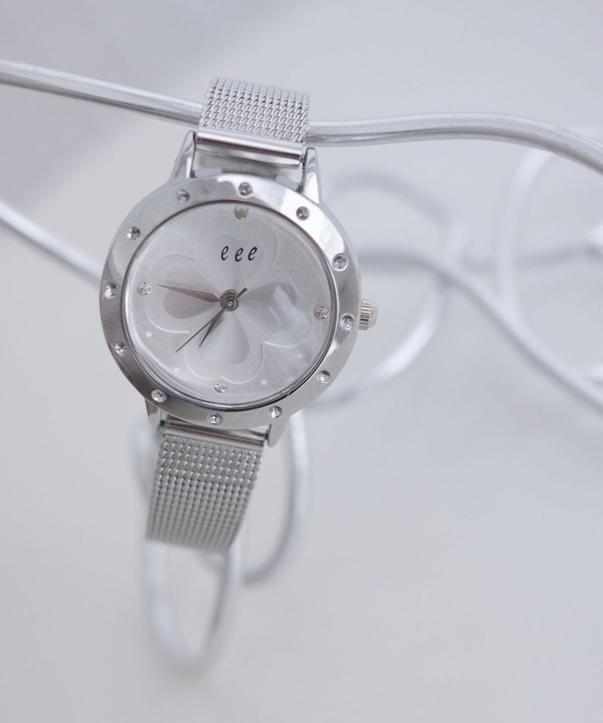 이스페이스(EEESPACE) Lucky Clover Watch (Silver Ivory)