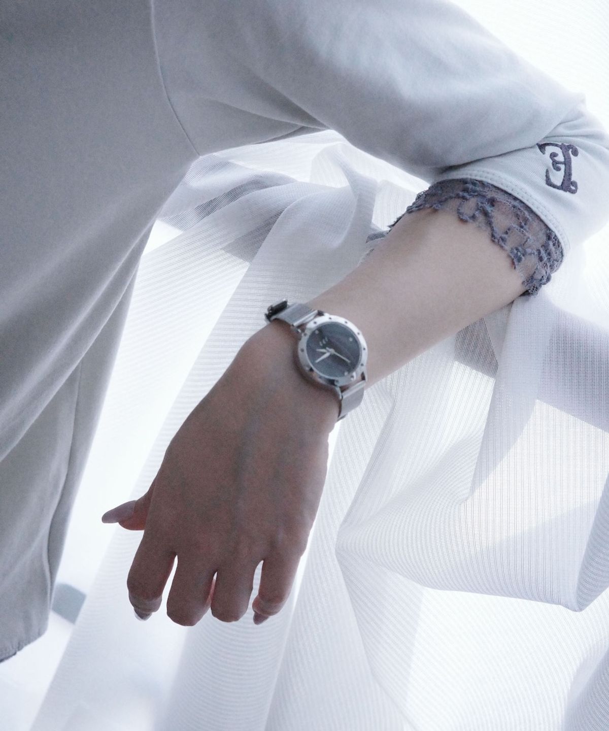 이스페이스(EEESPACE) Lucky Clover Watch (Black Gray)