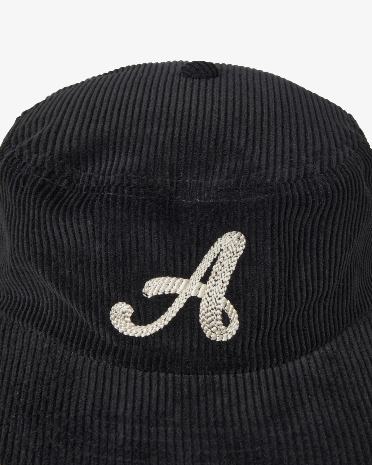 에이이에이이(AEAE) A SYMBOL PILLBOX CAP [BLACK]