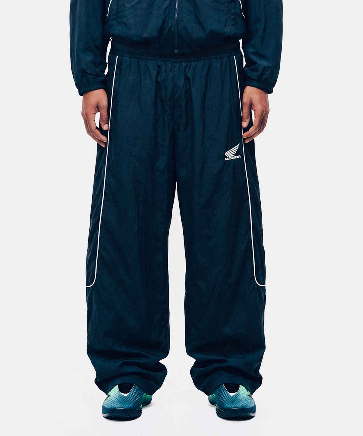 핍스 모터사이클(PHYPS MOTORCYCLE) [김간지 X 핍스 모터사이클] Basic Logo Nylon Track Pants Navy