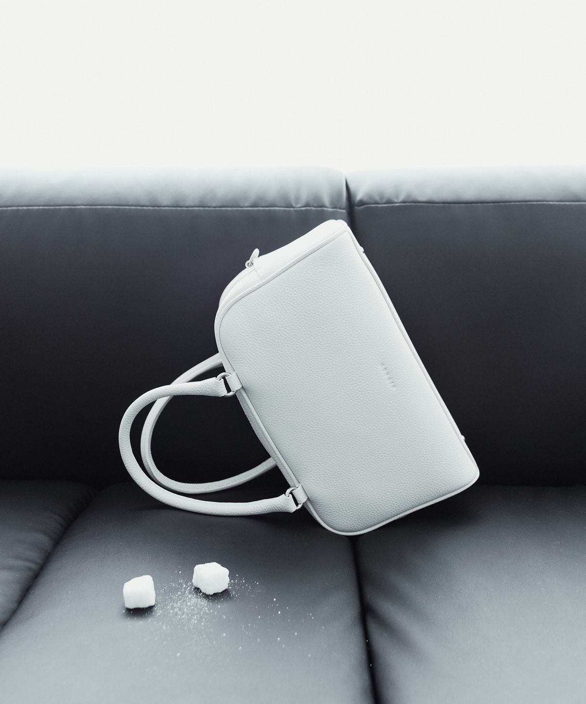 시야쥬(SIYAZU) SIAC3141 Mini Puff Bag_Ivory