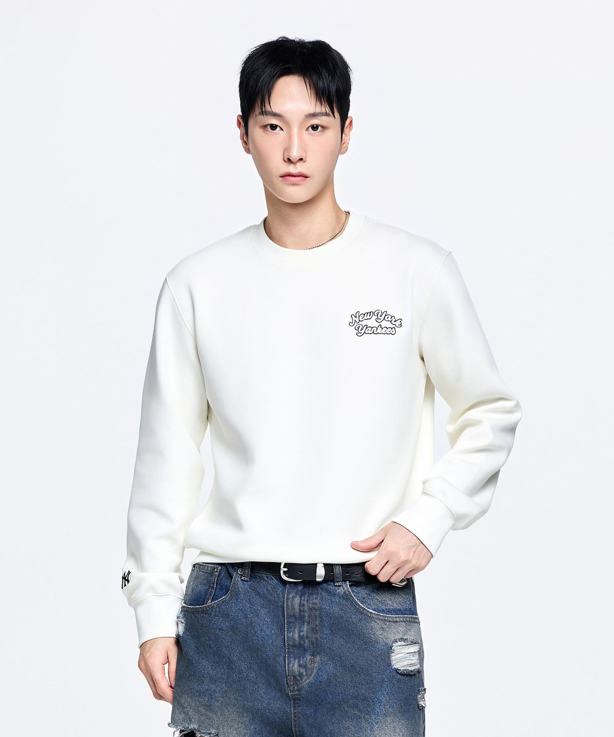 엠엘비(MLB) 베이직 스몰 레터링로고 맨투맨 NY (Cream)