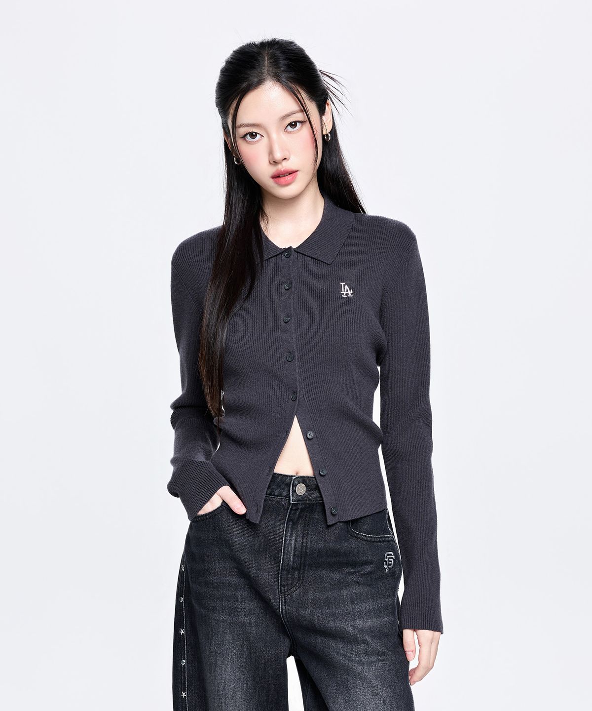 엠엘비(MLB) 여성 베이직 립 버튼 카라 가디건 LA (D.Charcoal Grey)