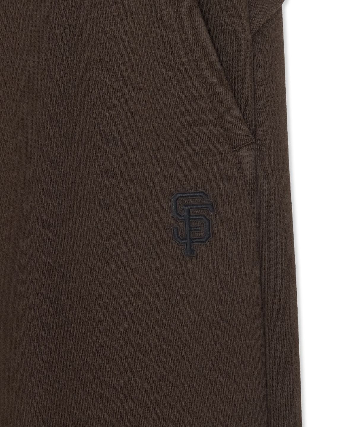 엠엘비(MLB) 여성 베이직 스몰로고 더블웨이스트 세미와이드 팬츠 SF (D.Brown)
