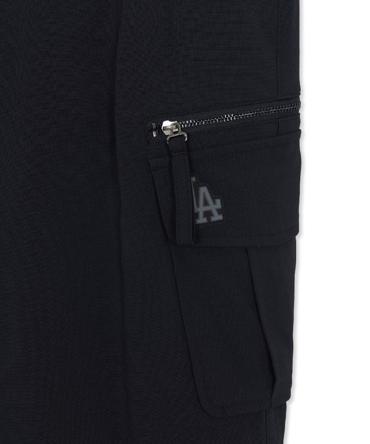 엠엘비(MLB) 여성 파라슈트 지퍼 카고 플레어 팬츠 LA (Black)