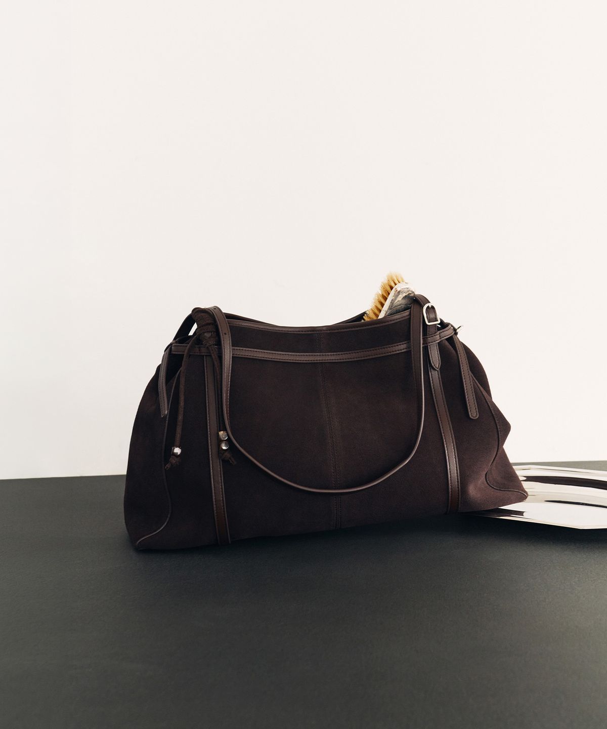 시야쥬(SIYAZU) SIAC3138 Mure Bag_Dark brown
