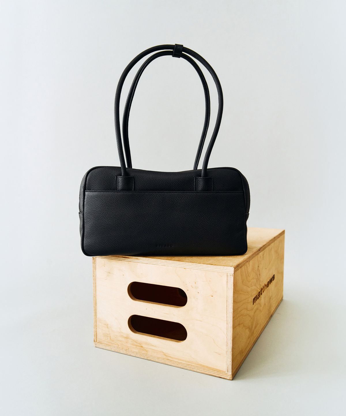 시야쥬(SIYAZU) SIAC3137 Puff Bag_Black
