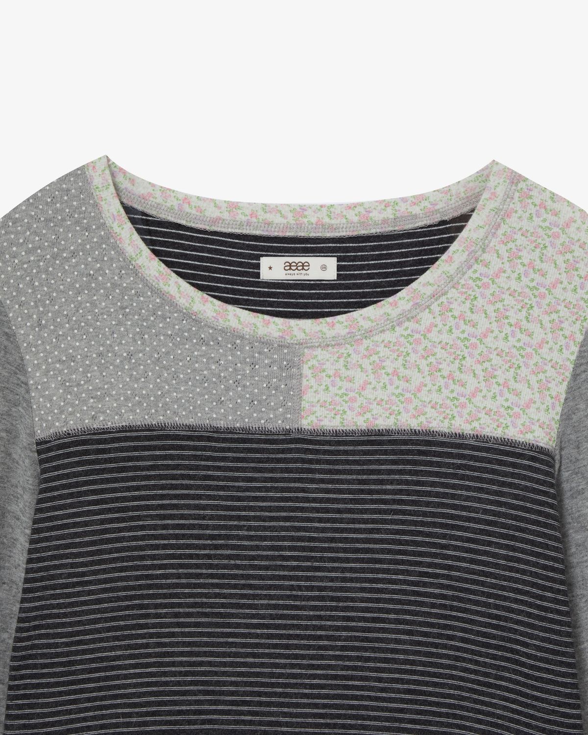 에이이에이이(AEAE) PATTERN BLOCK TEE [CHARCOAL]
