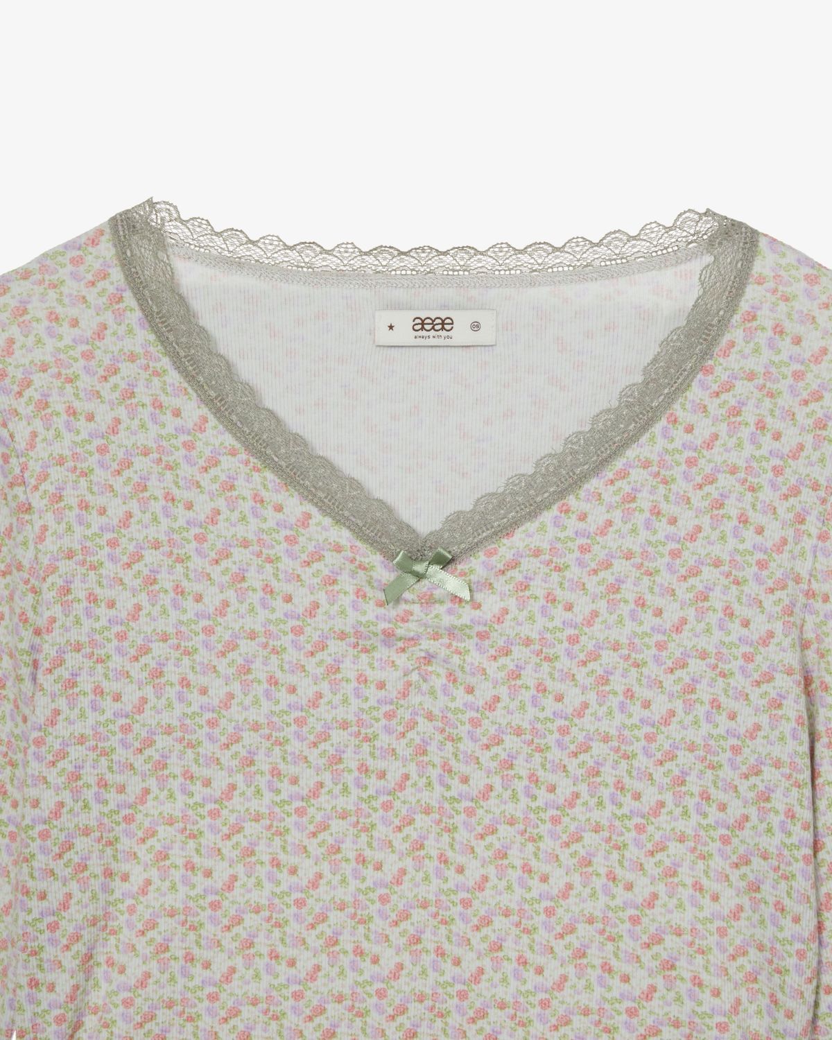 에이이에이이(AEAE) FLOWER V NECK TEE [GREEN]