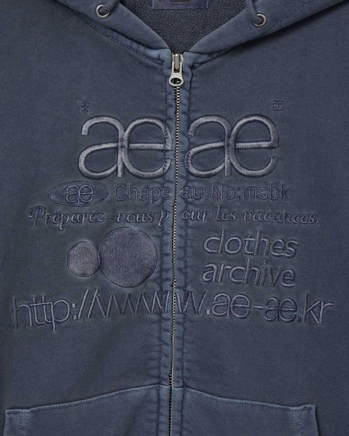 에이이에이이(AEAE) WEB LOGO WASHED HOOD ZIP UP [NAVY]