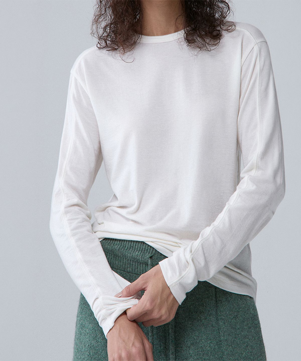 우마뭉(UMARMUNG) Wool Tencel Fluid T Shirts_Ivory