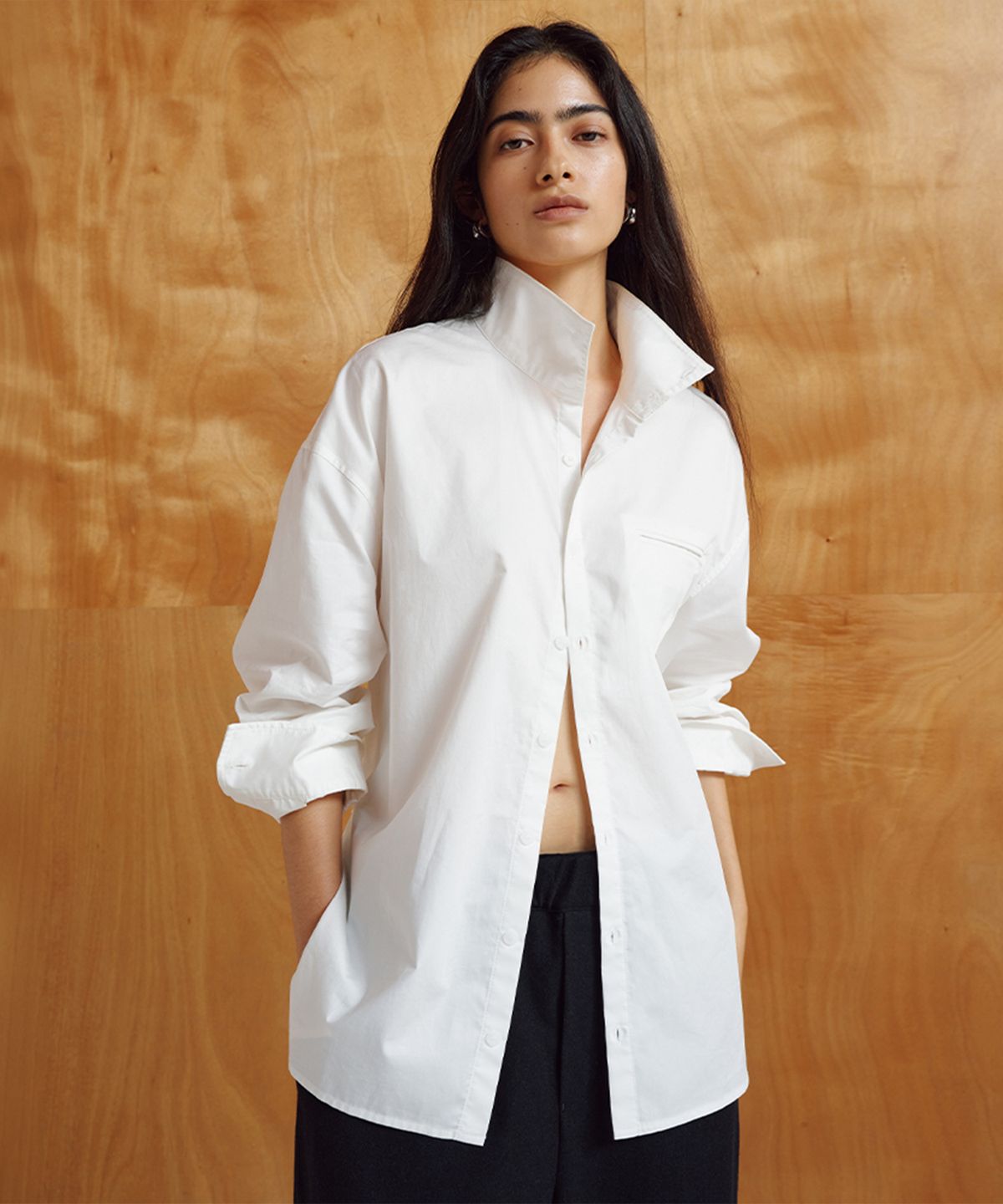 우마뭉(UMARMUNG) Typewriter cotton high neck shirts_White