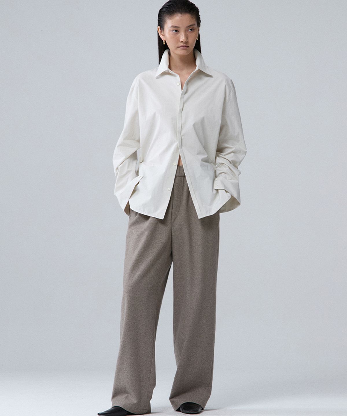 우마뭉(UMARMUNG) Powdery cotton signature oversized shirts_Sea foam