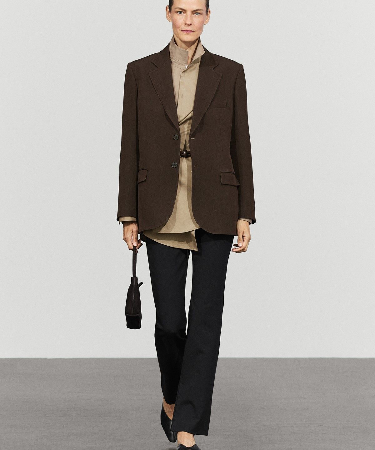 마시모두띠(MASSIMO DUTTI) 플루이드 울 블렌드 블레이저