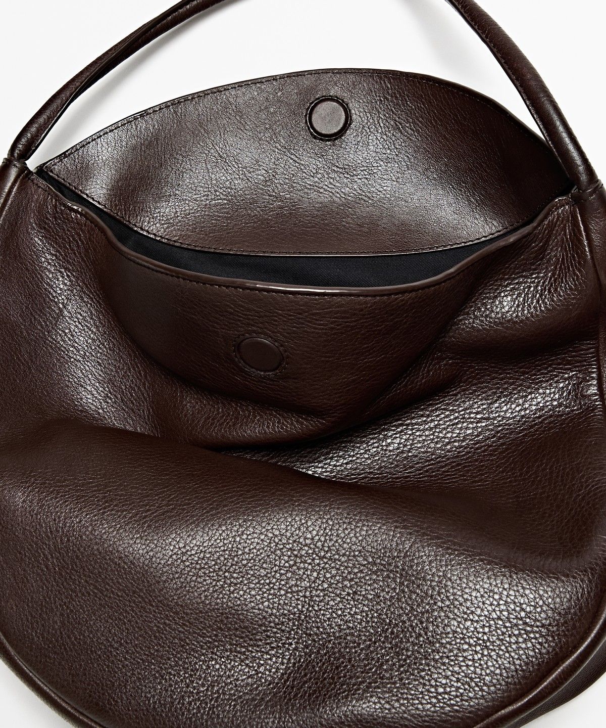 마시모두띠(MASSIMO DUTTI) 나파 가죽 미디엄 슬라우치 백