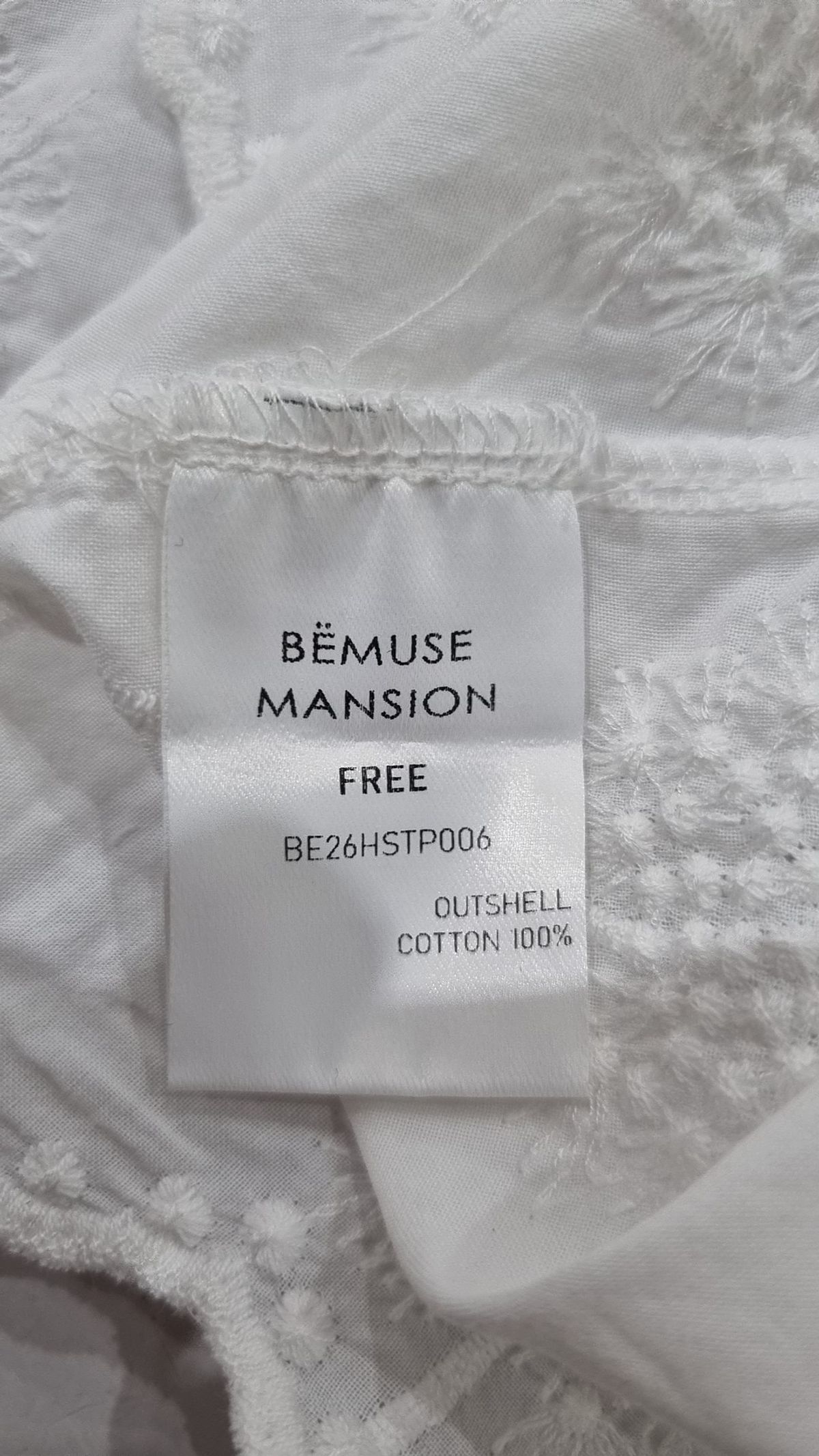 비뮤즈맨션(BEMUSE MANSION) Scallop lace halterneck top - White FREE