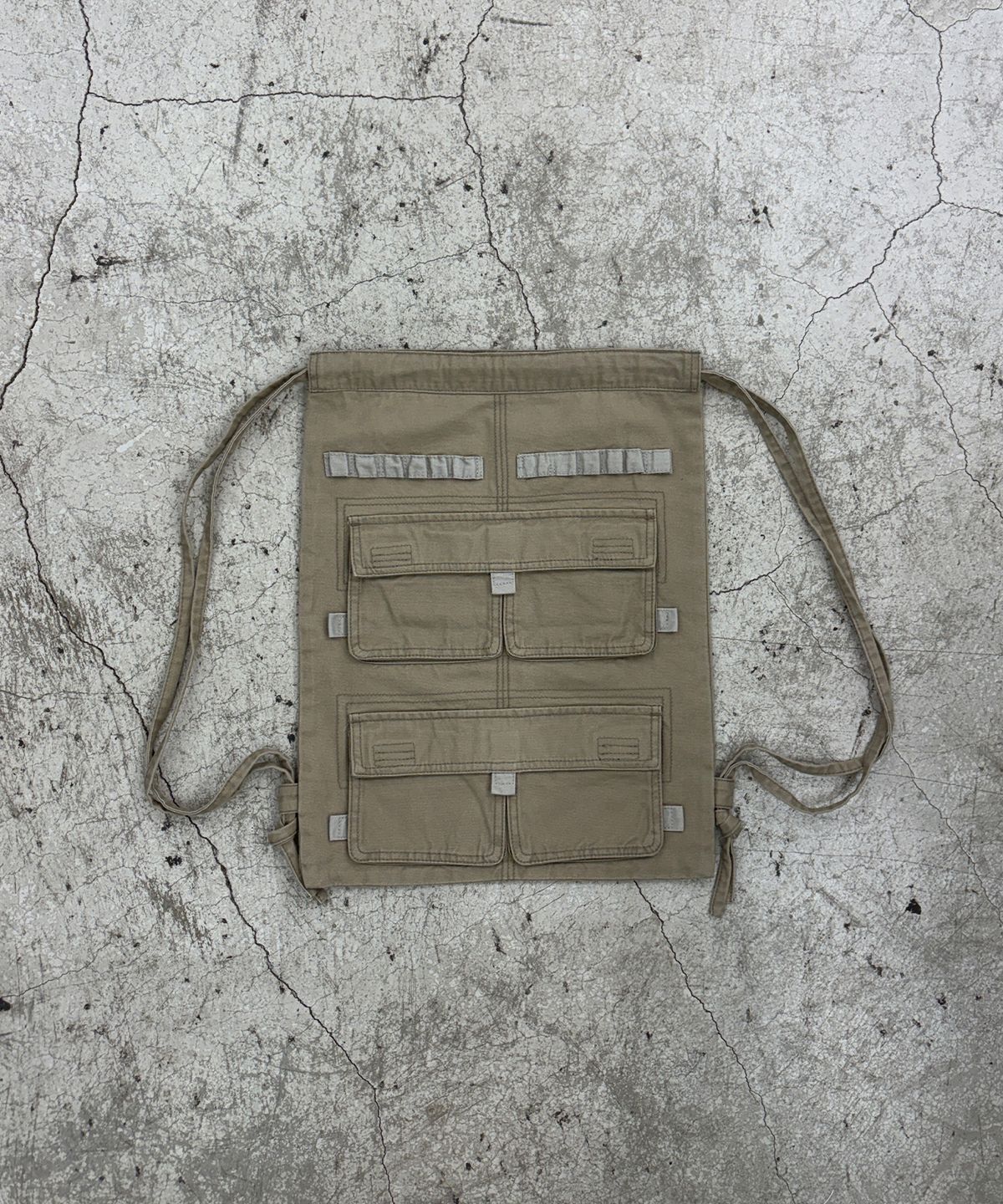기철(KICHUL) Military Pocket Cotton Gymsack (Beige)