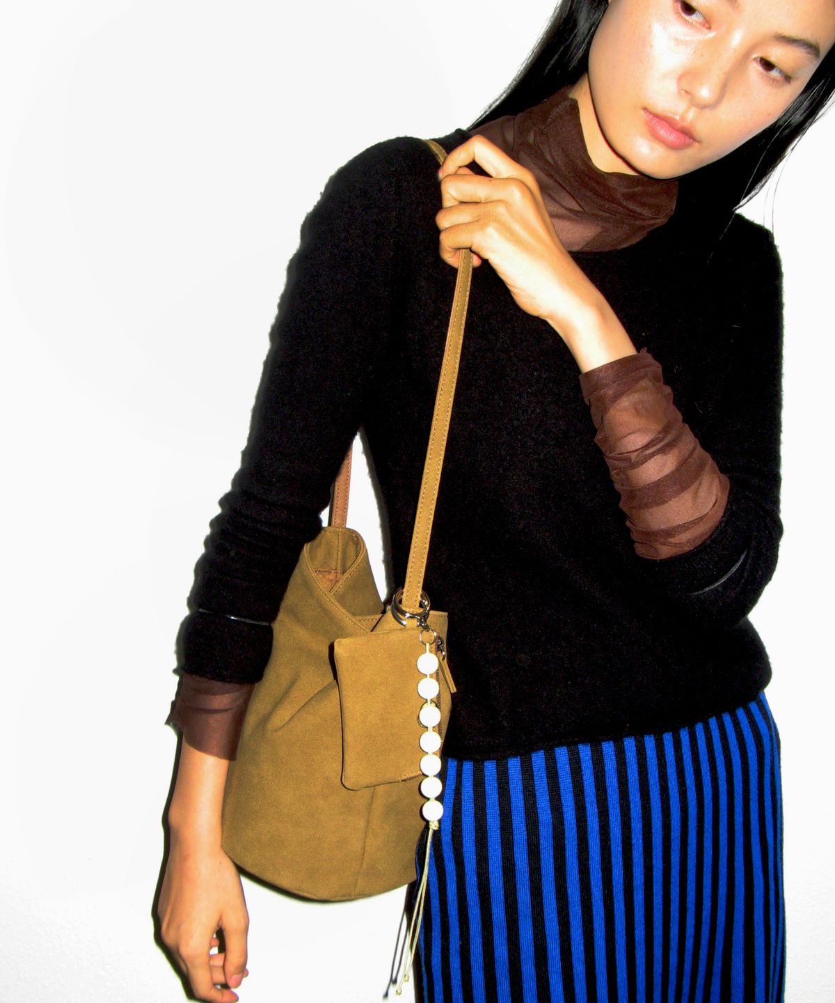 포테(POTE) [1차:9/18예약출고] 0016 Soft Bucket Bag_Camel
