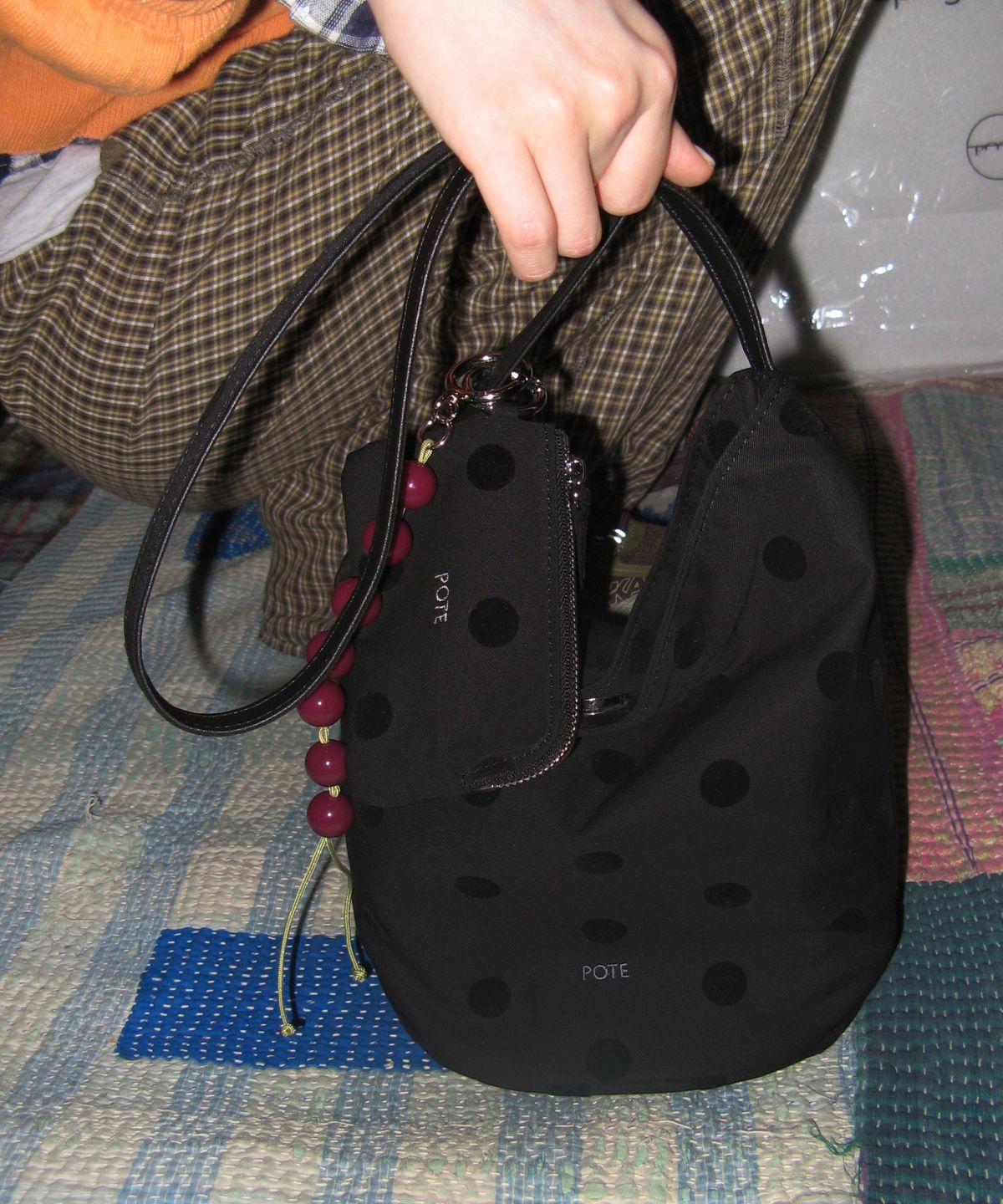 포테(POTE) [1차:9/18예약출고] 0016 Soft Bucket Bag_Dot Black