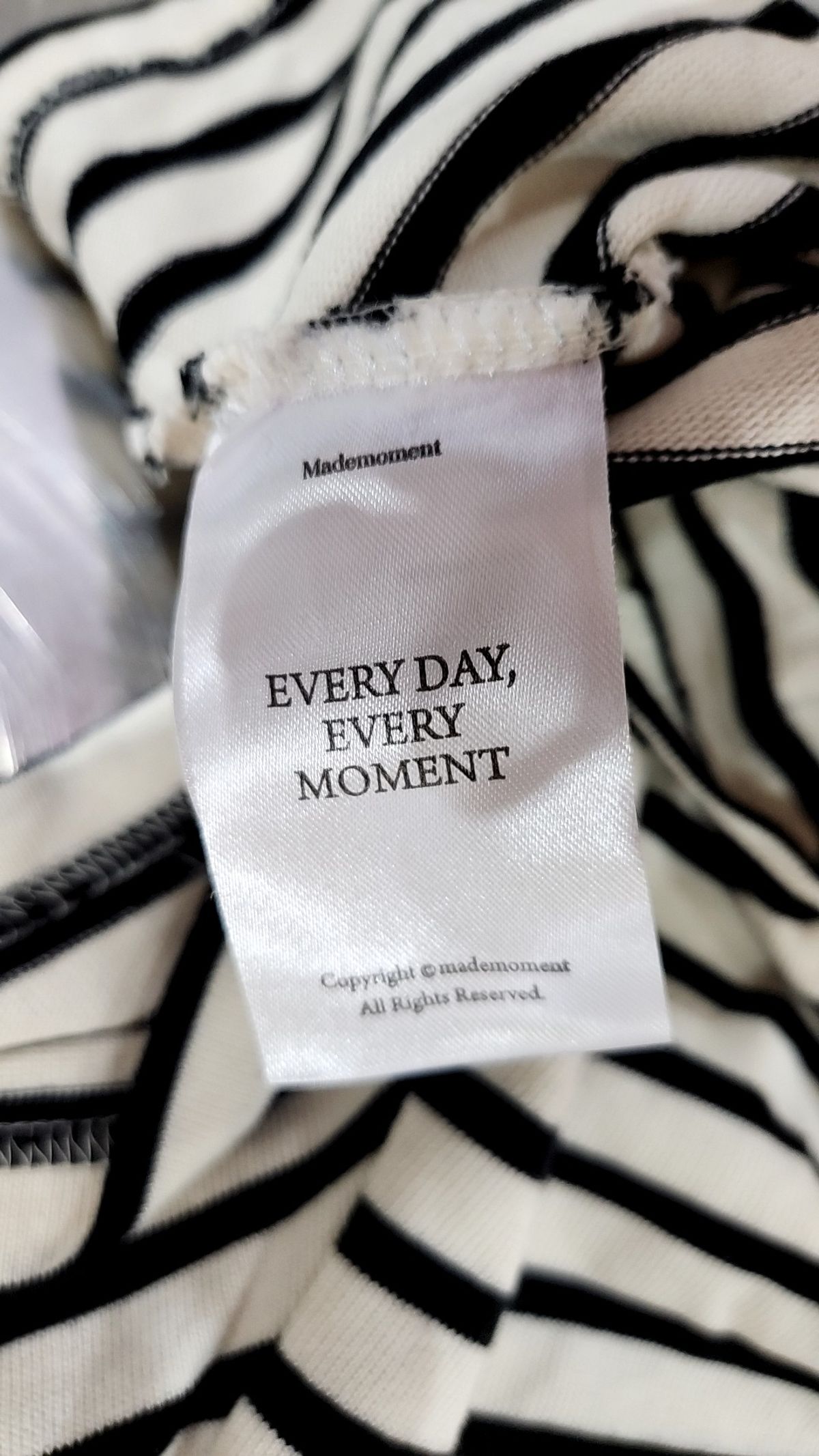 메이드모먼(MADEMOMENT) 반소매 티셔츠 XS