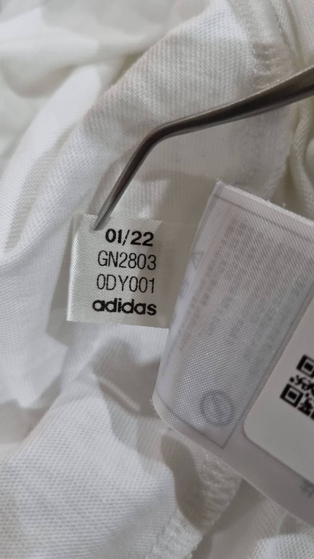 아디다스(ADIDAS) 크롭 탑 - 화이트 / GN2803 S