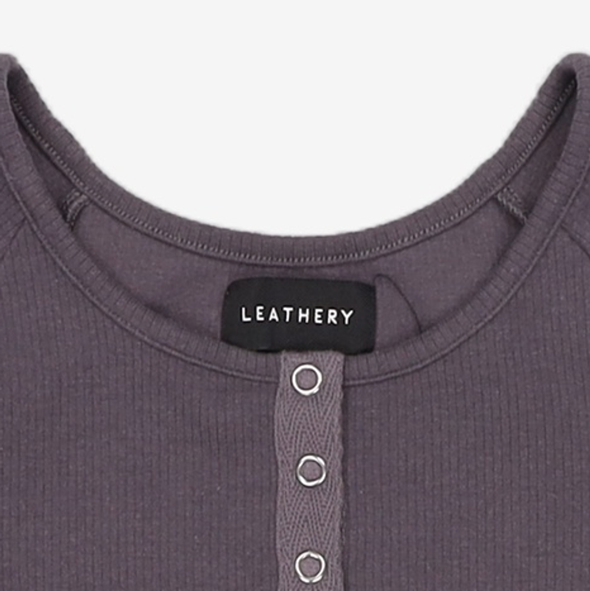 레더리(LEATHERY) 반소매 티셔츠 FREE