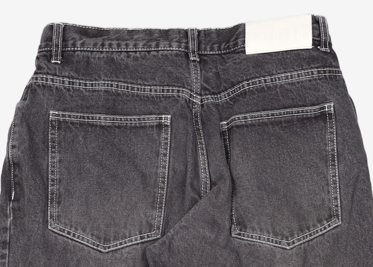 데케트(DECET) Deep Pleats Wide Jeans DCPT030Black 32