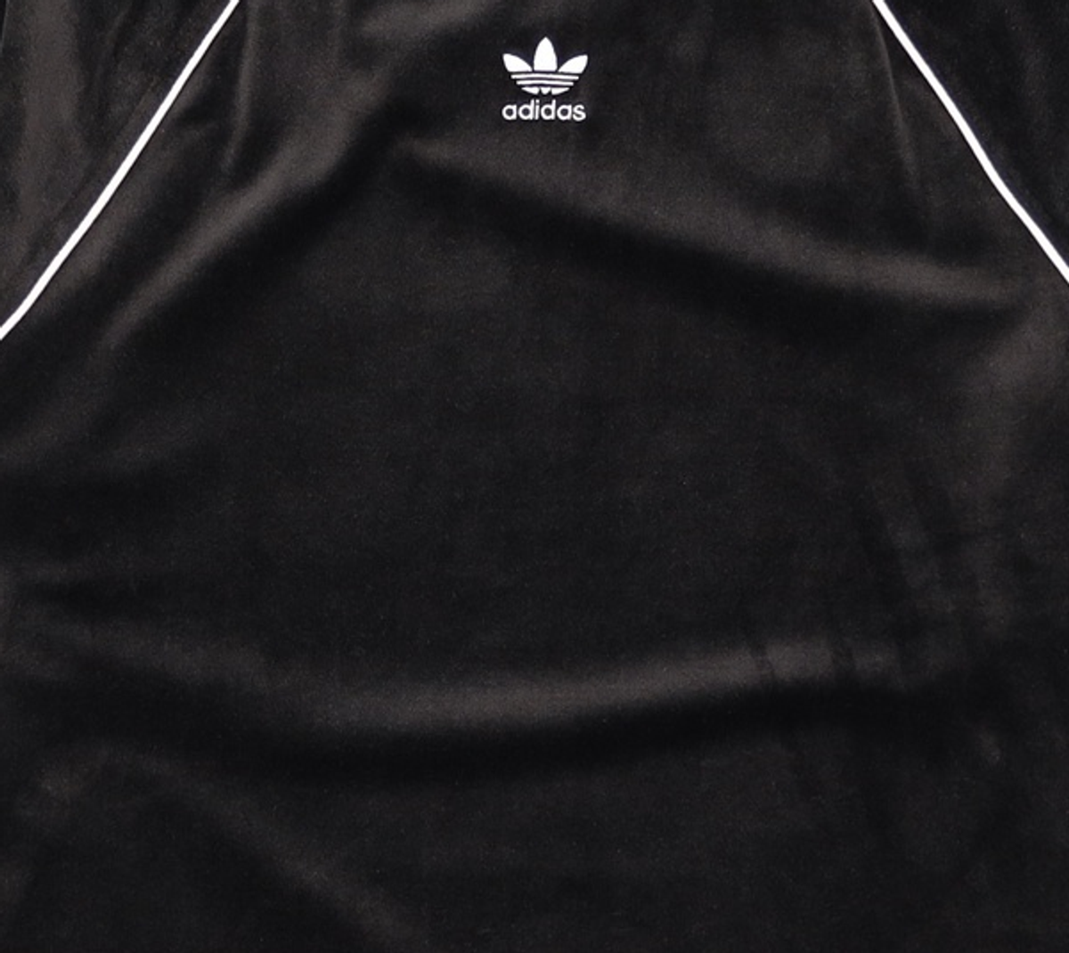 아디다스(ADIDAS) 맨투맨/스웨트셔츠 XS
