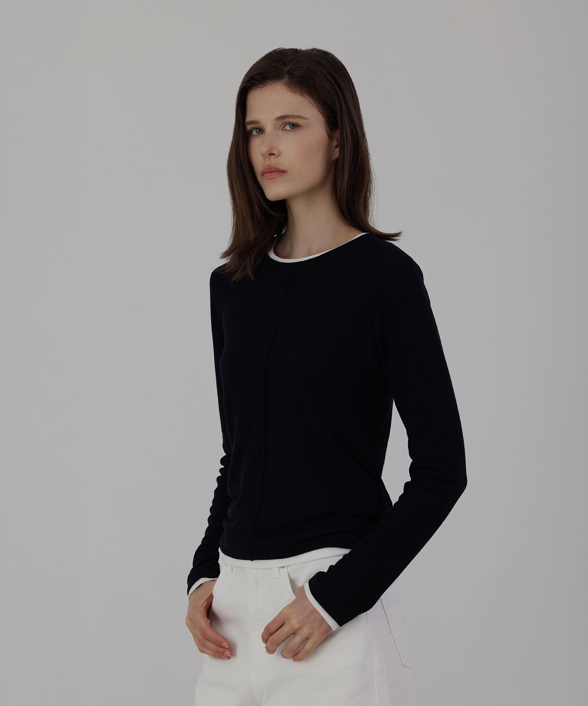 퀸스래빗(Q'SRB) Silket Fine-Ribbed Center-Seam Top