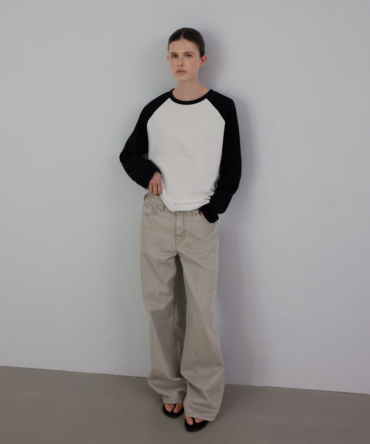 퀸스래빗(Q'SRB) Tinted Herringbone Denim Pants