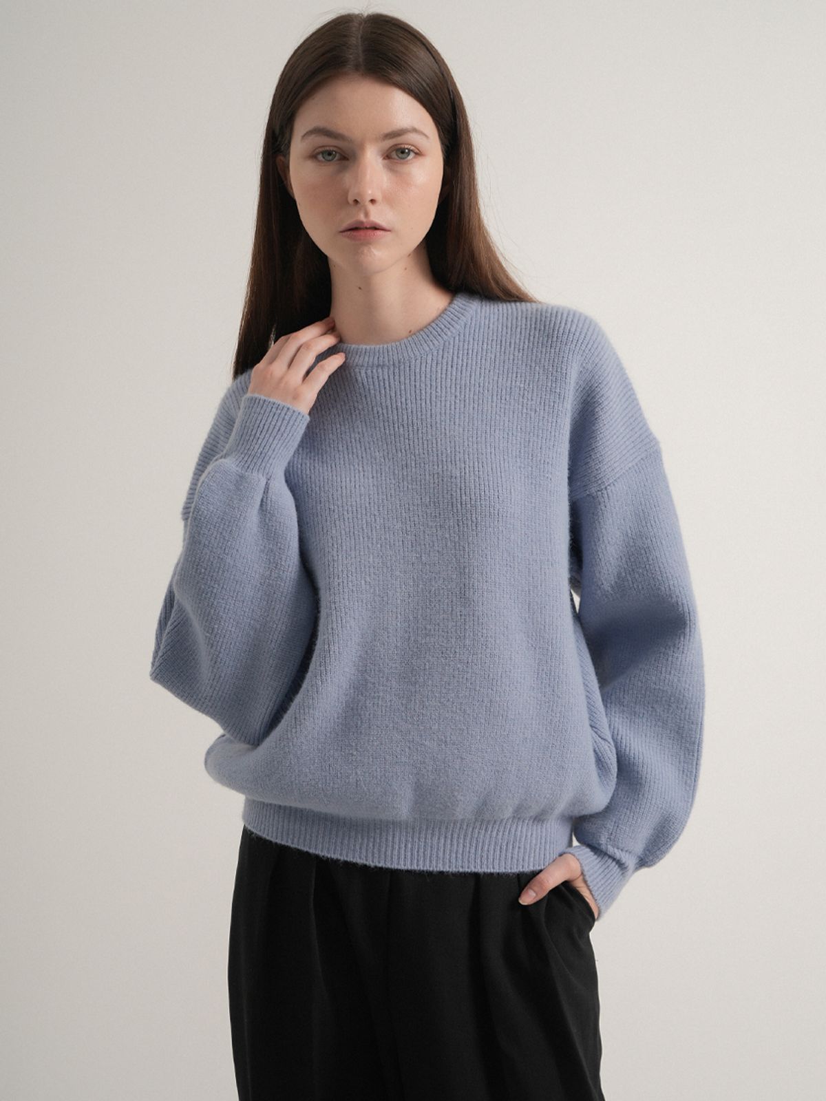 블레티(VLETI) Viscose Balloon Round Knit (Sora)
