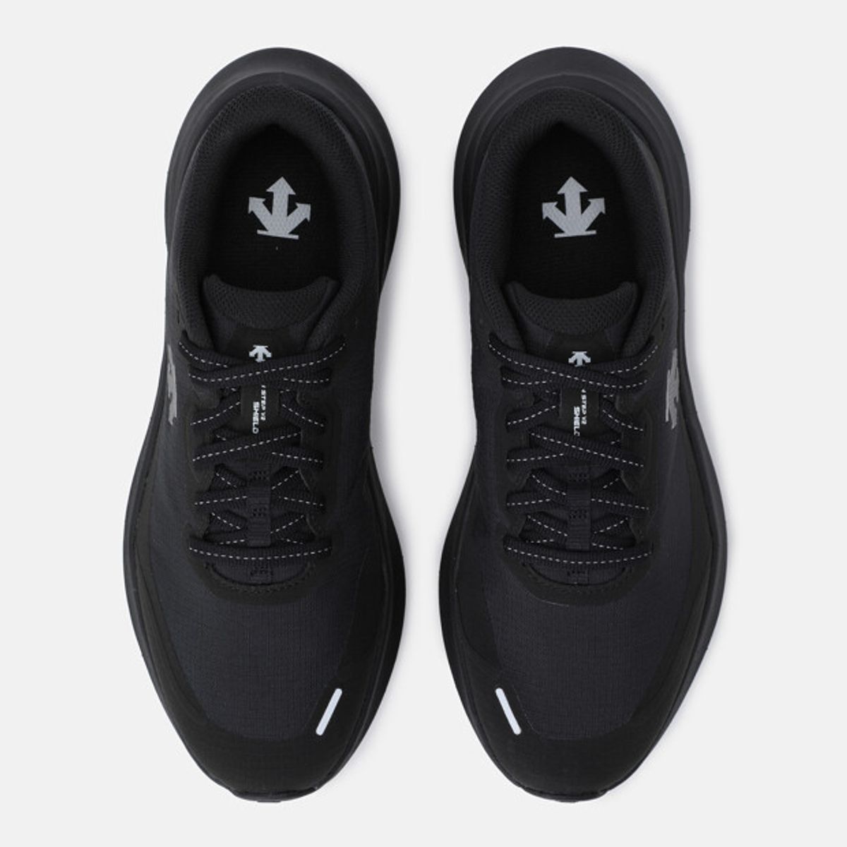 데상트(DESCENTE) 런 스텝 V2 쉴드 블랙 SR313RRN91