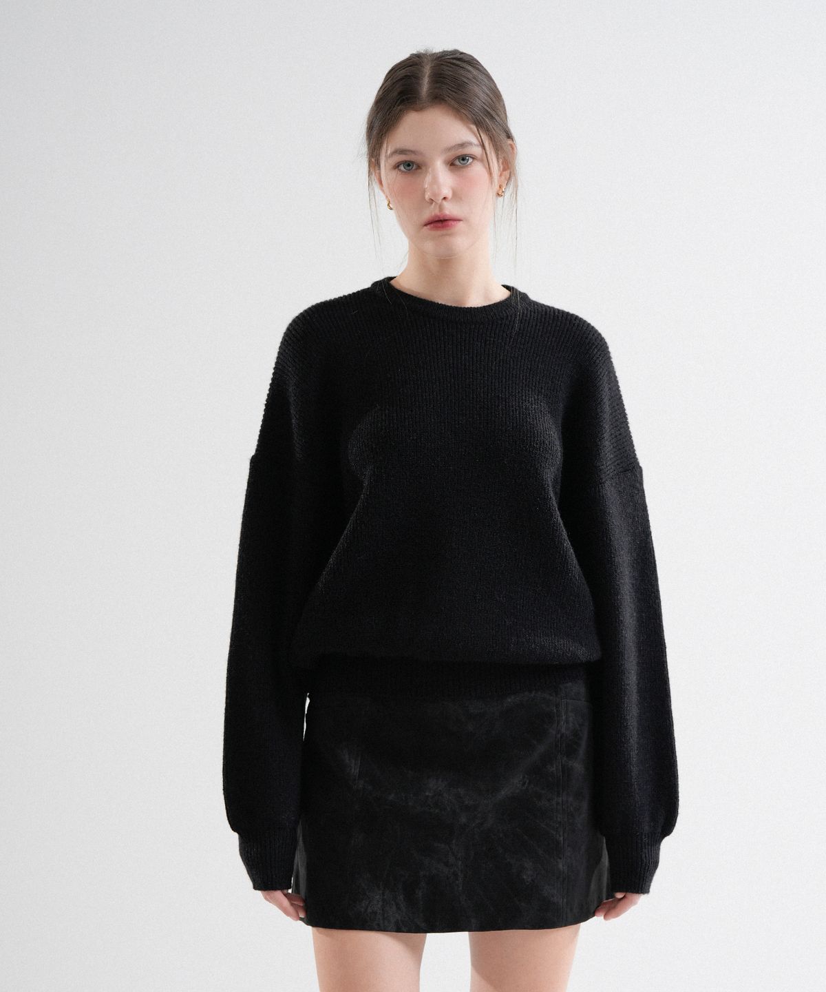 블레티(VLETI) Viscose Balloon Round Knit (Black)