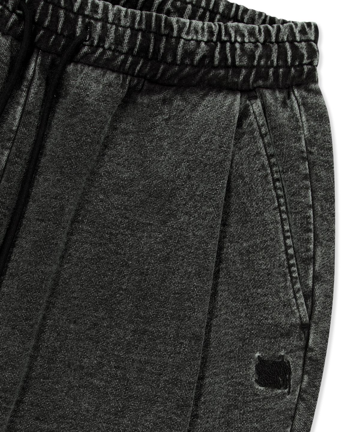 브라운브레스(BROWNBREATH) TAG TWO TUCK WIDE DENIM SWEAT PANTS