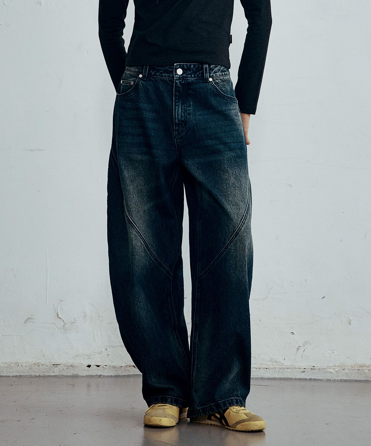 브라운브레스(BROWNBREATH) W TAG WASHED DENIM PANTS