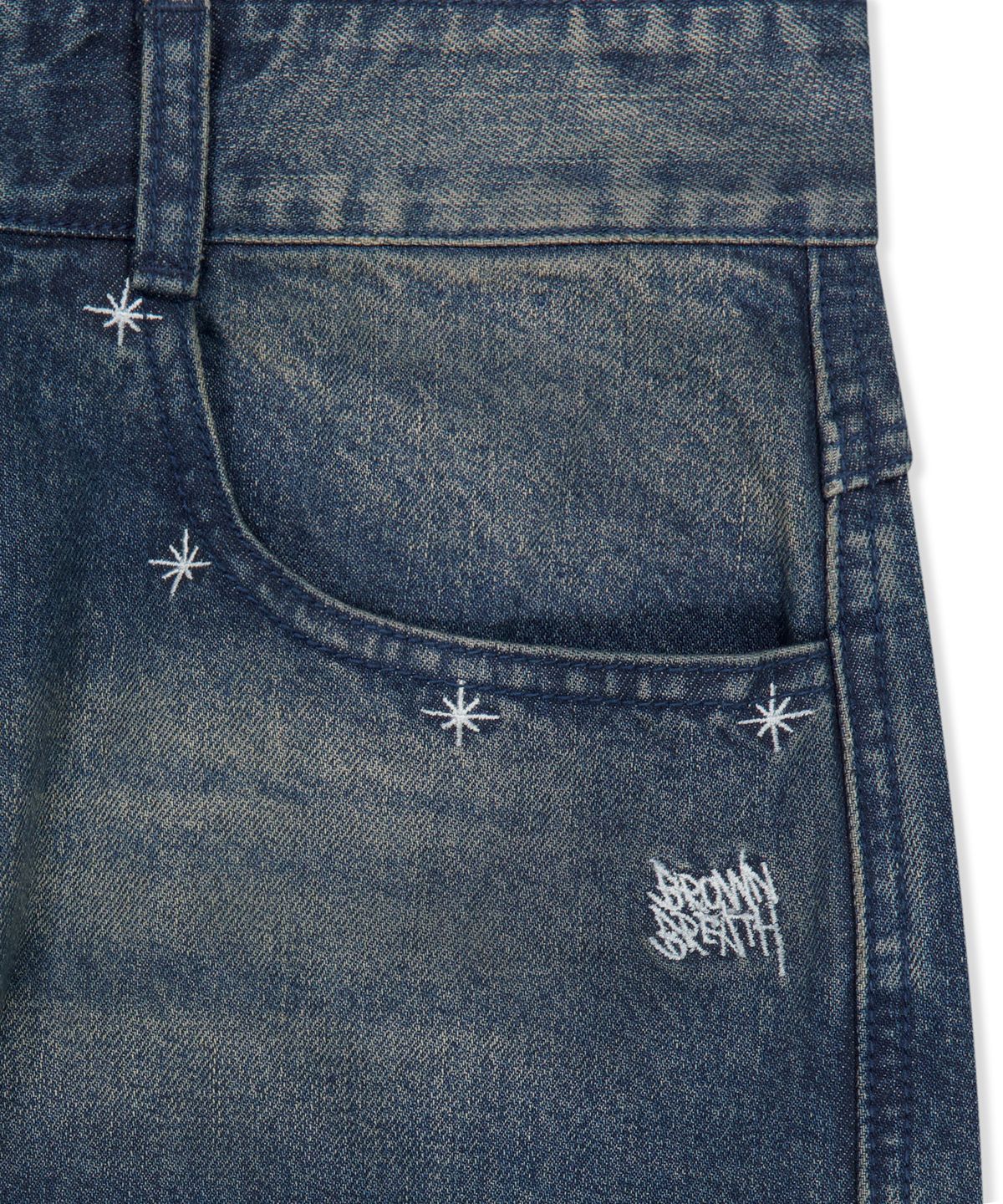 브라운브레스(BROWNBREATH) STAR EMBROIDERY TUCKED DENIM PANTS