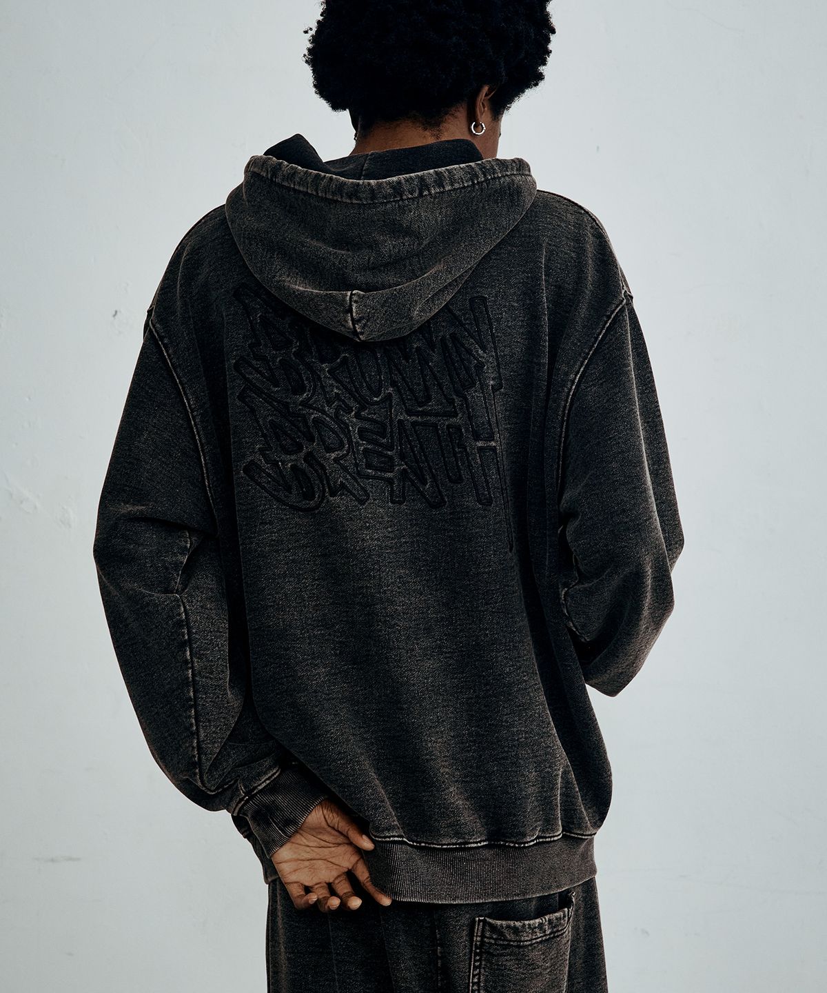 브라운브레스(BROWNBREATH) WASHING DENIM SWEAT HOODIE