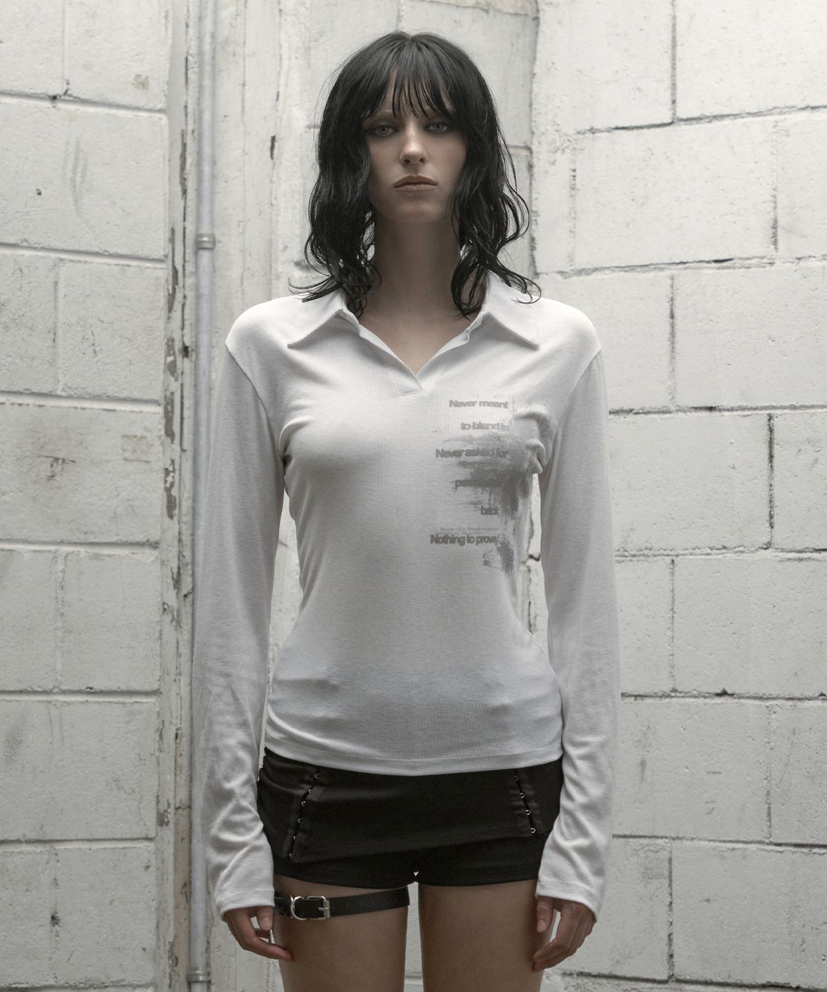 락케이크(ROCKCAKE) Collar V Neck Top - White