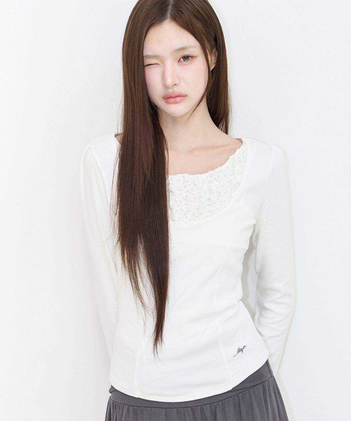 일리고(ILLIGO) 러플 레이어드 롱슬리브 플라워